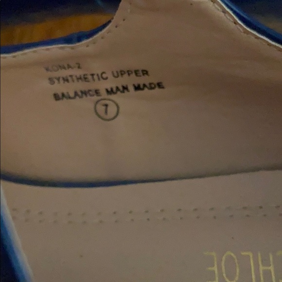 Chase + Chloe Blue Heels 7 - Picture 3 of 6